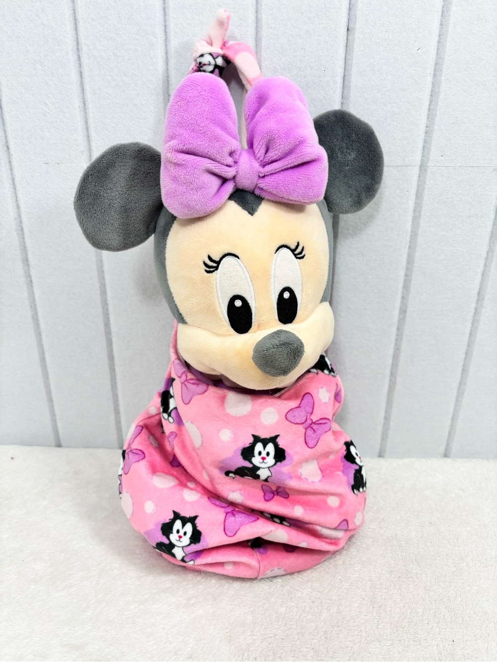 Disney Parks Baby Minnie Mouse in a Pouch Figaro Blanket Plush